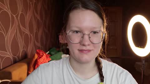 Mira online show from October 30, 8:04 am