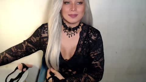miss_4cuck_ online show from July 14, 10:21 am