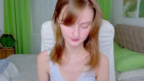 Alisa NONNUDE online show from February 26, 4:54 pm