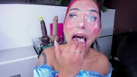 Allison online show from August 6, 11:08 am