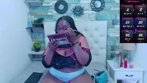 miss__star_ online show from April 11, 1:15 pm