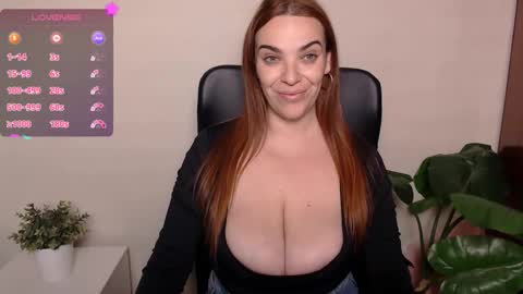 Angela online show from January 5, 5:27 pm