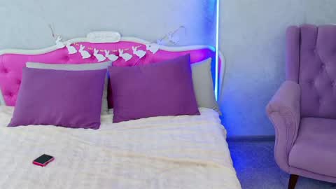 Kris online show from April 21, 2:26 am