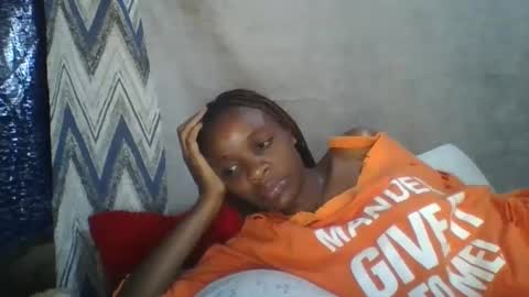 miss_belllo online show from February 19, 6:21 pm