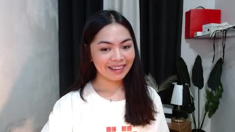 Briella online show from May 20, 4:57 pm