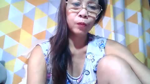 miss_capricorn online show from November 24, 11:25 pm