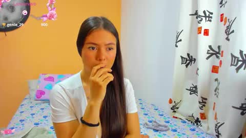 Chryss online show from March 4, 5:32 pm