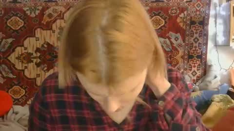 Elis online show from April 7, 11:23 am