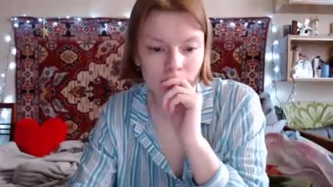 Snapshot of miss_elistia_ chatting on February 12, 12:12 pm Elis online show from February 12, 12:12 pm