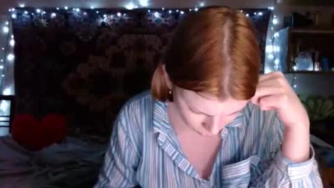 Snapshot of miss_elistia_ chatting on February 12, 3:16 pm Elis online show from February 12, 3:16 pm