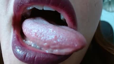 Miss Evoleth online show from January 14, 6:05 pm