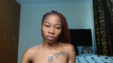 Snapshot of miss_kiarrafit chatting on January 29, 11:30 am Miss Kiarrafit online show from January 29, 11:30 am