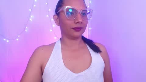 Snapshot of miss_londoon chatting on October 11, 9:25 am LONDON online show from October 11, 9:25 am