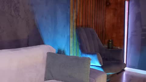 miss_m online show from April 15, 7:49 pm