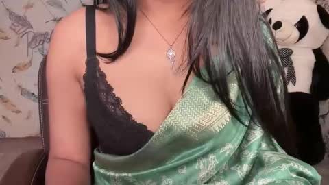 miss_queen99 online show from December 20, 7:04 am