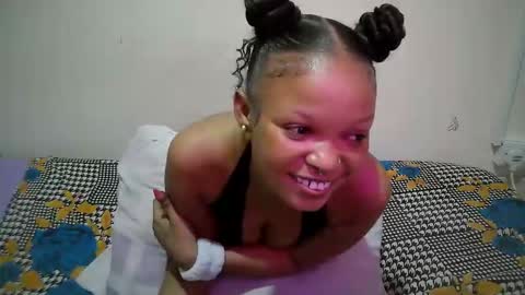 miss_rihanna2 online show from April 1, 5:10 pm