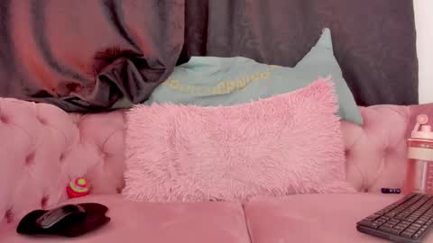 intagram miss selene59 online show from September 13, 10:17 am