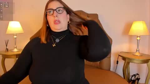 miss_stanfordd online show from July 28, 3:21 pm