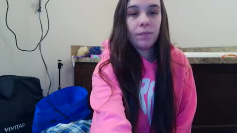 Bella online show from March 2, 3:52 pm