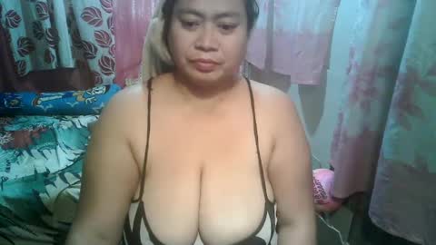 Snapshot of miss_v0lcan0 chatting on February 2, 10:49 pm miss v0lcan0 online show from February 2, 10:49 pm