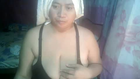 Snapshot of miss_v0lcan0 chatting on September 17, 9:35 am miss v0lcan0 online show from September 17, 9:35 am