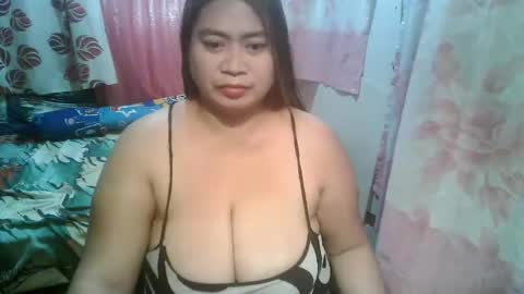 Snapshot of miss_v0lcan0 chatting on February 4, 11:05 am miss v0lcan0 online show from February 4, 11:05 am