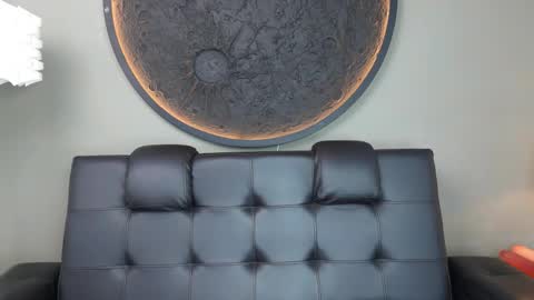 Vaiolette online show from January 19, 11:09 am