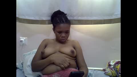 miss_velour online show from March 17, 5:56 am