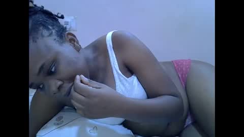 miss_velour online show from March 23, 12:21 pm