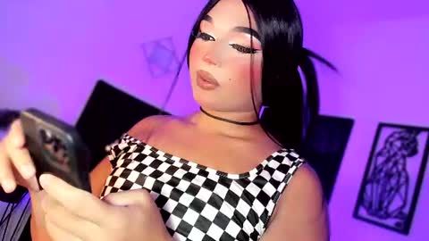 miss_zz online show from July 7, 6:12 pm