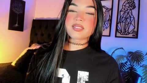 miss_zz online show from February 11, 7:07 pm