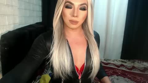 AIRA online show from December 5, 5:12 pm