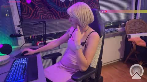 MissBeccasissy online show from December 27, 4:21 pm