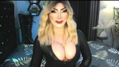 PRIESTESS CHANNEL online show from July 15, 1:00 am