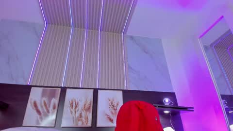 misscheelsee_as online show from December 19, 8:02 pm