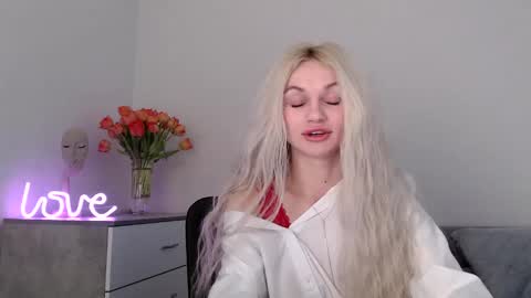 EMMA online show from February 15, 9:37 pm