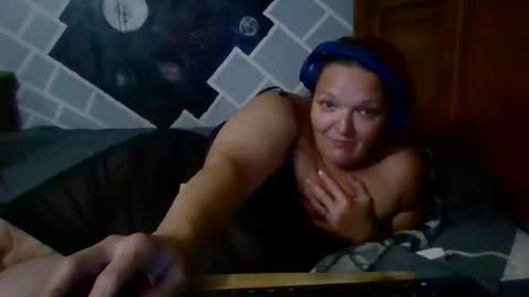 gamerchick89 online show from May 14, 11:19 am