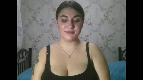 Snapshot of misskiss878 chatting on October 5, 11:56 pm Lisa online show from October 5, 11:56 pm