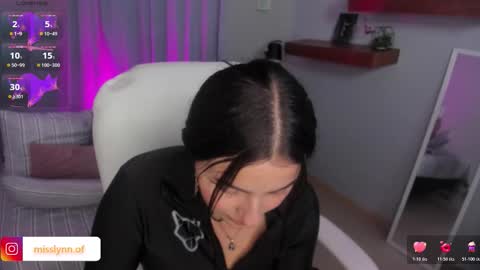 i am lyn online show from March 5, 6:22 am