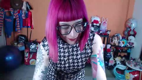 Miss Mia online show from January 14, 9:23 pm