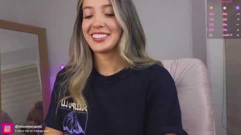 Emma Rivera online show from November 14, 3:31 am