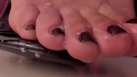 Alana online show from March 7, 7:58 pm