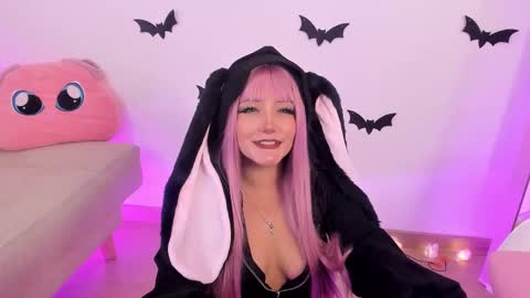 Snapshot of misspaulina__ chatting on October 18, 3:00 am Pau Giraldo online show from October 18, 3:00 am