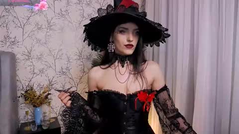 Emily online show from October 31, 11:38 pm