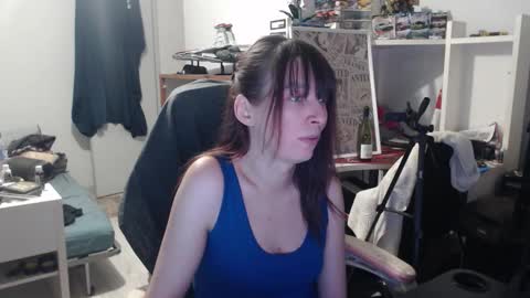 missthon online show from February 13, 2:31 pm