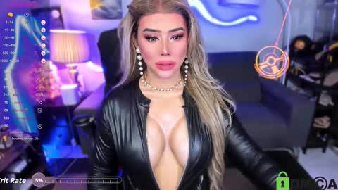 Amanda . online show from November 23, 5:44 pm