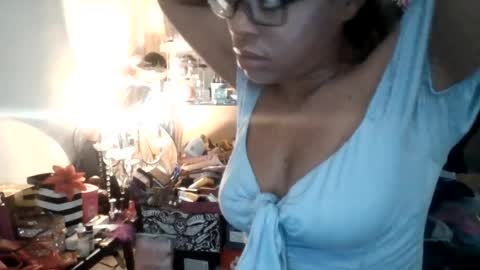 MissV.s online show from August 6, 3:59 am