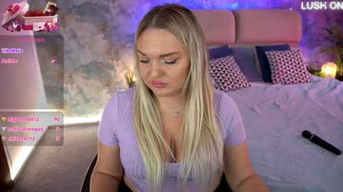 Snapshot of missyymartinezz chatting on February 4, 1:16 pm  Amely  online show from February 4, 1:16 pm
