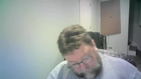 Mr. Happy online show from March 7, 5:18 am