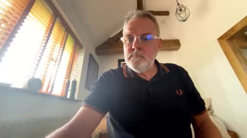 Misterblivs online show from May 7, 12:01 pm